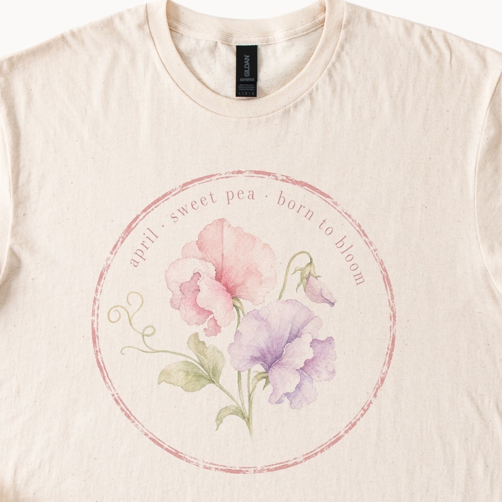 Born to Bloom Sweet Pea Badge Tee